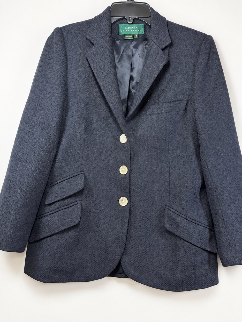 Brand: Lauren Ralph Lauren (Vintage Green Tag)Size: 8Material: 100% Silk Outer S